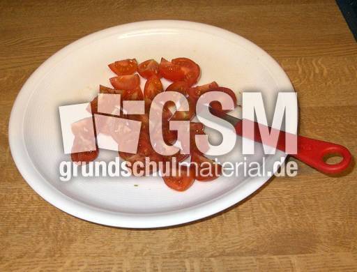 Tomaten-schneiden-2.JPG